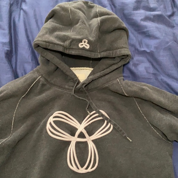 TNA Hoodie - Picture 1 of 4